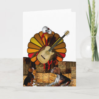 Tarjeta Festiva Personalizado turquía en heno con guitarra y beagl