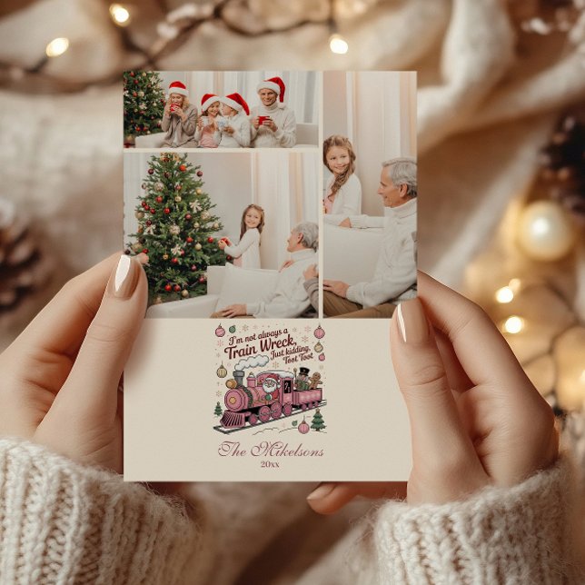 Tarjeta Festiva Photo Funny Santa Train Wreck Christmas (Subido por el creador)