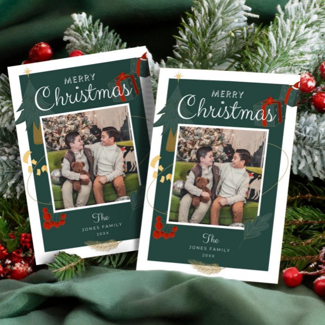Tarjeta Festiva Photos Christmas Family Magic Green Red Holiday (Photos Christmas Family Magic Green Red Holiday Modern holiday greeting card )