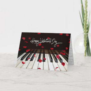 Tarjeta Festiva Piano el día de San Valentín y Petales Rosas
