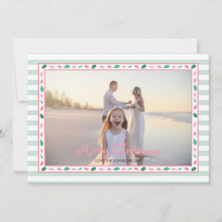 Tarjeta Festiva Pink and Green Holly Leaves Border Family Photo
