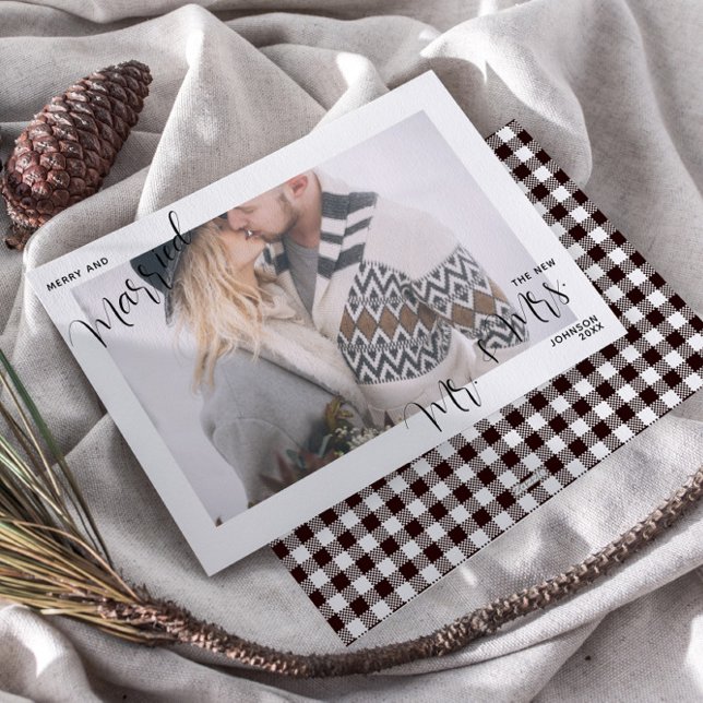 Tarjeta Festiva Plaid Merry & Married Script Mr & Mrs Photo (Subido por el creador)