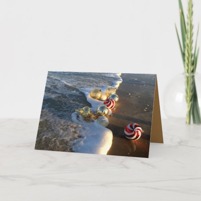 Tarjeta Festiva Playa con adornos navideños (Anverso)