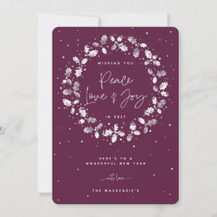 Tarjeta Festiva Plum Peace Love + Joy Hand Printed Holly Wreath