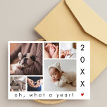 Tarjeta Festiva ¡Qué año! Moderno collage simple de 6 fotos<br><div class="desc">Envía tus deseos personalizados de Navidad y Año Nuevo a tu familia y amigos mientras muestras algunos de tus momentos favoritos de este año. Esta tarjeta de collage de varias fotos de Navidad moderna y minimalista presenta un collage de seis fotos cuadradas en un diseño moderno. Abajo, en tipografía simple,...</div>