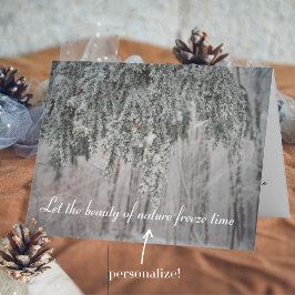 Tarjeta Festiva Ramas escarchadas y un bosque cubierto de nieve