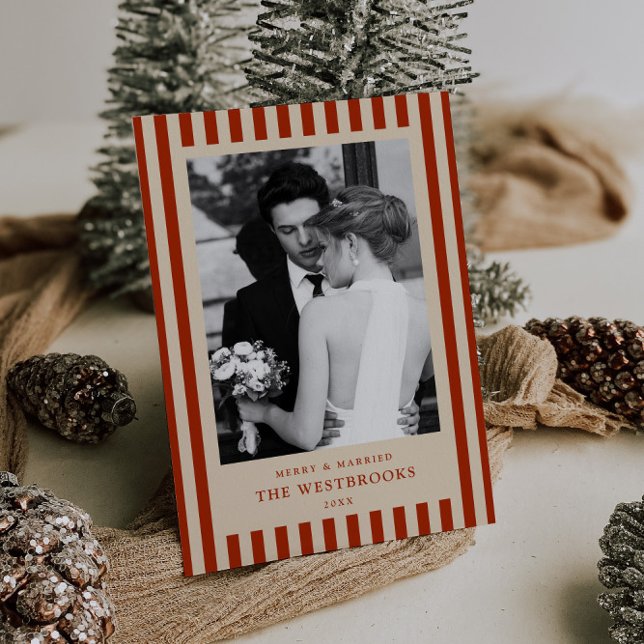 Tarjeta Festiva Rayas Rojas  (Subido por el creador)