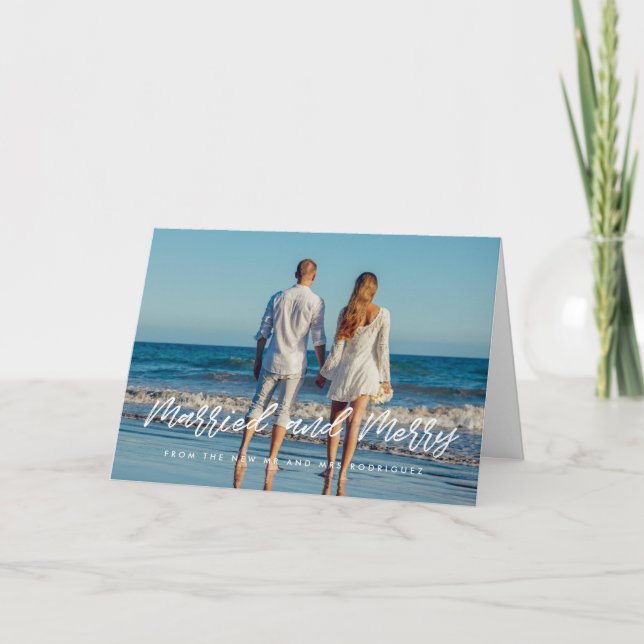 Tarjeta Festiva Recién casados con fuente blanca moderna Casados y (Anverso)