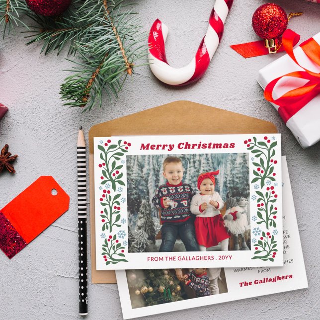 Tarjeta Festiva Red Berry Twig Snowflakes Frame Merry Christmas (Subido por el creador)