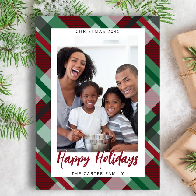 Tarjeta Festiva Red Green Plaid Photo Modern Happy Holidays  (Bold modern red & green plaid design, fully customizable front photo, name, & year, full-plaid back.)