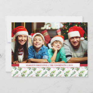 Tarjeta Festiva Red Holly Watercolor Merry Christmas Family Photo
