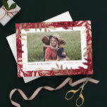 Tarjeta Festiva Relieve metalizado dorado Branches 3 Navidades de<br><div class="desc">Una elegante tarjeta de festividad fotográfica con ramas de pino dibujadas a mano en una paleta festiva de Relieve metalizado dorado y rojo diseñado por Stacey Meacham. La parte trasera ofrece otra oportunidad para fotos adicionales de los clientes y un sentido mensaje de vacaciones a amigos y familiares.</div>