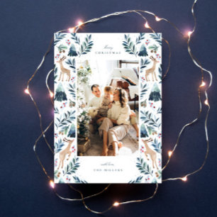 Tarjeta Festiva Renos acuarelas en la foto forestal