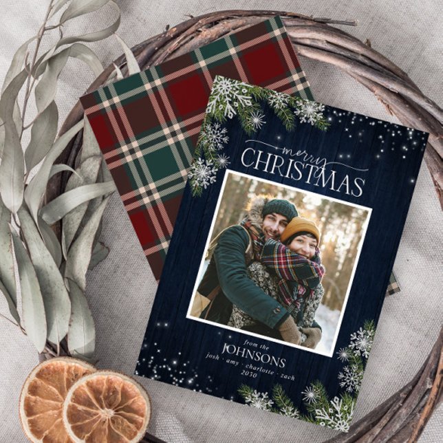 Tarjeta Festiva Rustic Blue Tartan Wood Merry Christmas Photo (Subido por el creador)