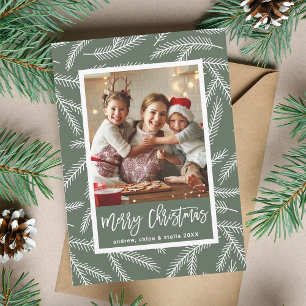 Tarjeta Festiva Sage Green Pine Branch Merry Christmas Photo