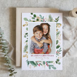 Tarjeta Festiva Saludos de la temporada de invierno de Watercolor<br><div class="desc">Envíe sus saludos de temporada con estilo con nuestra tarjeta de vacaciones de fotos de personalizable. Esta tarjeta presenta un magnífico diseño de color acuático en invierno, complementado con elegantes detalles de Relieve metalizado en oro falso. Puedes añadir tu foto favorita y un mensaje personalizado. Ya sea que envíe deseos...</div>