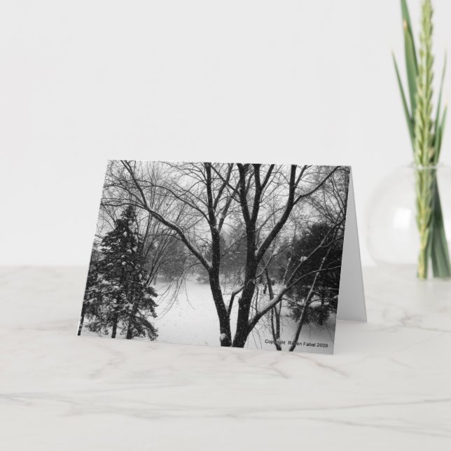 Tarjeta Festiva Saludos del solsticio de invierno, árboles Nevado (Anverso)