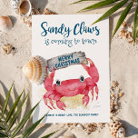 Tarjeta Festiva Sandy Claw Crab Warm Wings Beach Navidades<br><div class="desc">Envía alegría por las vacaciones en la playa con esta adorable tarjeta de Navidades con un lindo cangrejo sosteniendo un cartel de mariscos que dice "Feliz Navidad". La divertida leyenda "Sandy Claws is Coming to Town" es un giro inesperado en un clásico de las vacaciones, perfecto para los amantes del...</div>