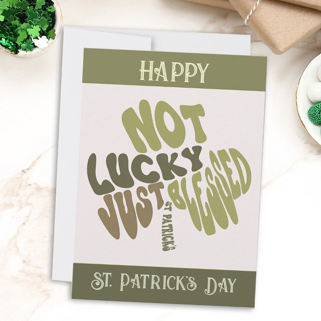 Tarjeta Festiva Shamrock irlandés retro arte de palabras en el Día (Subido por el creador)
