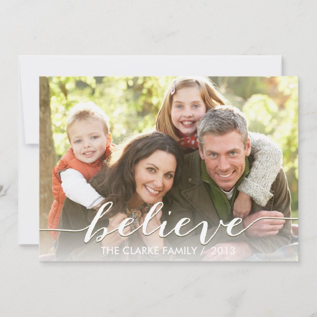 Tarjeta Festiva Simply Believe Holiday Photo Card | Olive (Anverso)
