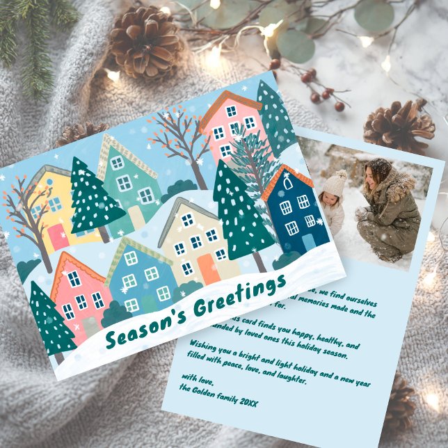 Tarjeta Festiva Snowy Village Illustration Cute CUSTOM Photo  (Snowy Winter Village Holiday Christmas CUSTOM Photo Flat Holiday Card
)