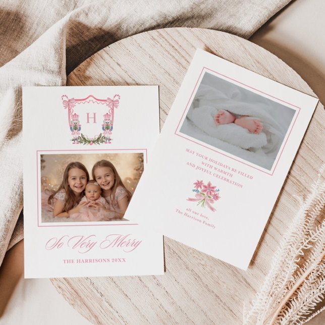 Tarjeta Festiva So Very Merry Nutcracker Monogram Crest  (Subido por el creador)