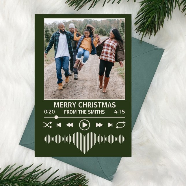 Tarjeta Festiva Streaming Music Player Green Photo Navidades (streaming music player themed holiday christmas card with space for christmas family photo)