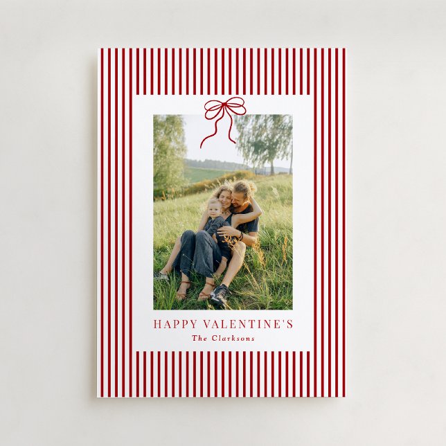 Tarjeta Festiva Striped Red Bow Family Photo Valentine’s Day Card (Subido por el creador)