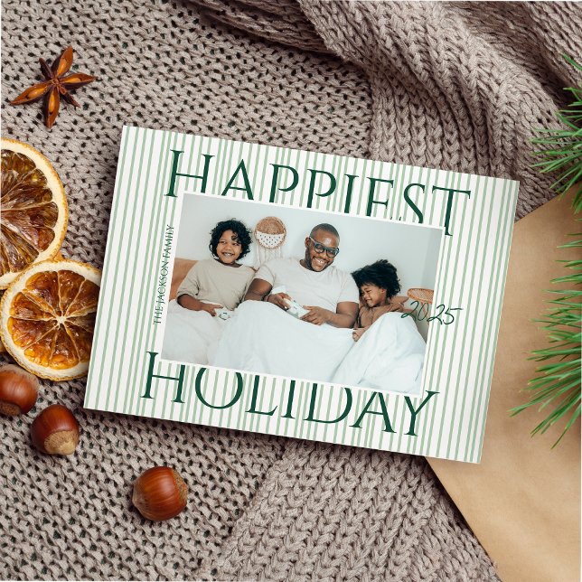 Tarjeta Festiva Stylish Modern Green Stripes Family Photo Happiest (Subido por el creador)