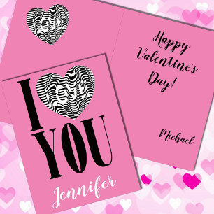 Tarjeta Festiva Te amo el corazón rayado blanco y negro sobre rosa