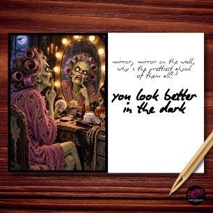 Tarjeta Festiva Te ves mejor en la oscuridad Divertido Halloween