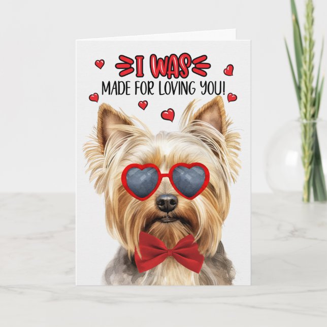 Tarjeta Festiva Teacup Yorkie Dog hecho para amarte San Valentín (Anverso)