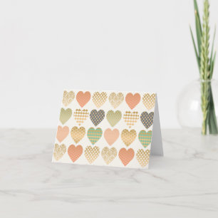 Tarjeta Festiva tendencias modernas corazones gráficos