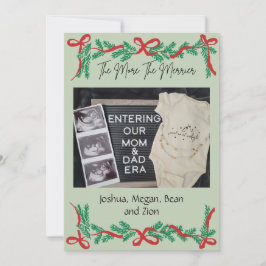 Tarjeta Festiva The More The Merrier Baby Announcement Christmas C