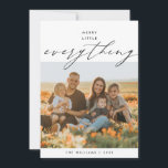 Tarjeta Festiva Todo Feliz, Superposición de Fotos Familiares<br><div class="desc">Todo Feliz, Fiestas Felicísimas, Feliz Navidad. Celebre la temporada con esta tarjeta de foto familiar (impresa y/o descarga instantánea), en superposición de tema de escritura romántica contemporánea moderna y suave. Es totalmente personalizable y se puede personalizar con sus propios mensajes de salutación. Es simple, fácil, pero minimalista moderna y festiva....</div>