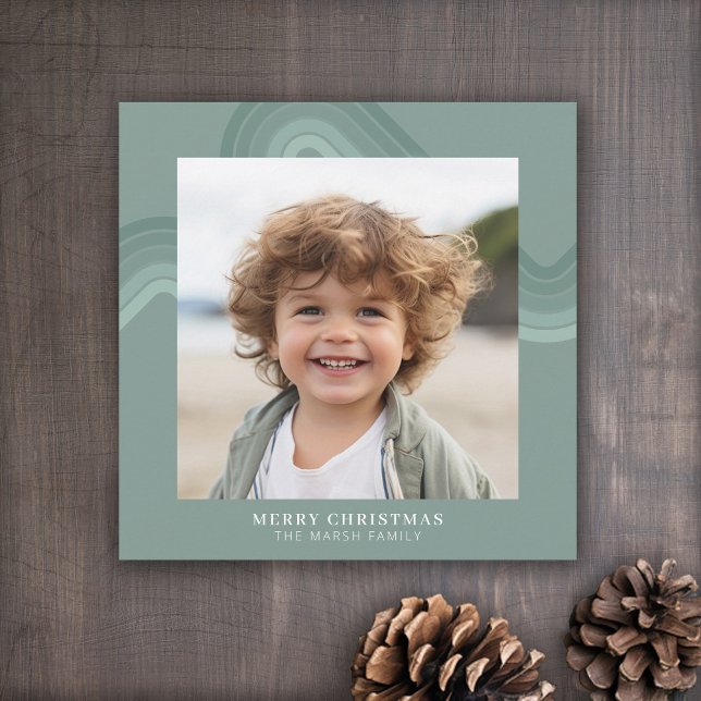 Tarjeta Festiva Tonos mínimos modernos de rayas azules de acero Fo (Retro Pastel Stripes Holiday card with one photo)