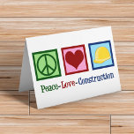 Tarjeta Festiva Trabajador de construcción de amor por la paz<br><div class="desc">Trabajo de construcción de amor por la paz. Un regalo genial de la compañía de trabajadores de la construcción para sus trabajadores con un signo de paz, corazón y un gorra duro amarillo. Un buen regalo para que un capataz le dé a su tripulación. Un laborista de construcción lindo presenta....</div>