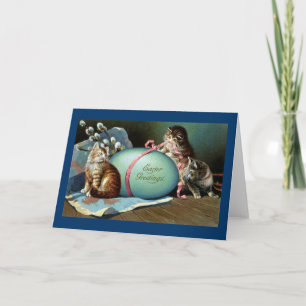 Tarjeta Festiva Tres gatos y gran huevo azul de Pascua