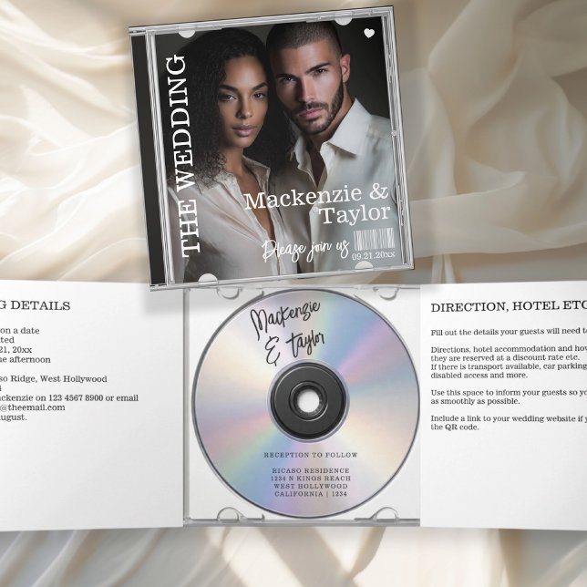 Tarjeta Festiva Tríptica CD Photo Cover Wedding Invitation (CD Photo Cover Wedding tri-fold Invitation by Ricaso 
Fun novelty music lovers wedding invites)