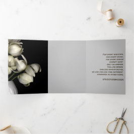 Tarjeta Festiva Tríptica "Corazón blanco en negro desde la luna" & Silencio