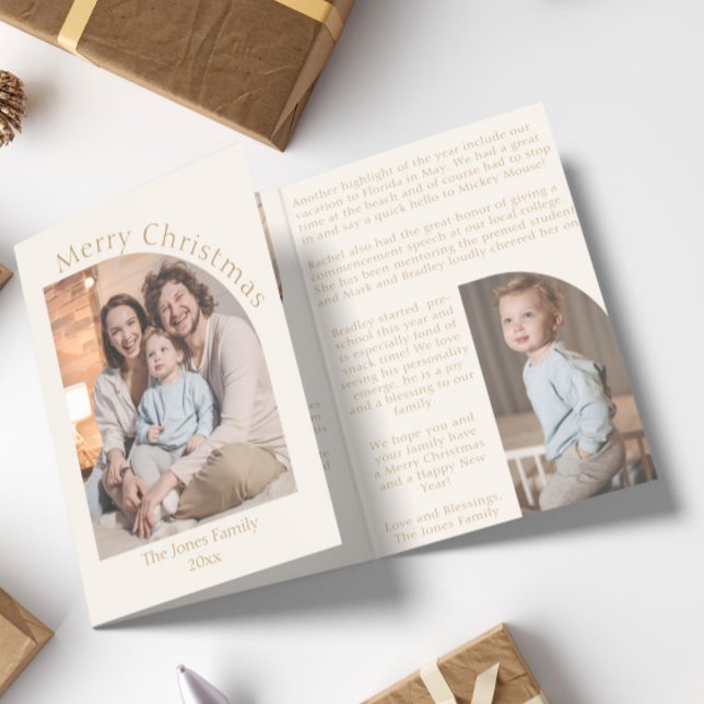 Tarjeta Festiva Tríptica Cream Modern Arch Year in Review Family Update (cream and gold arch photo modern boho year in review christmas card family newsletter)