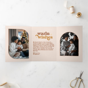 Tarjeta Festiva Tríptica Navidades retro con luz de velas Amber Cosy Vibes
