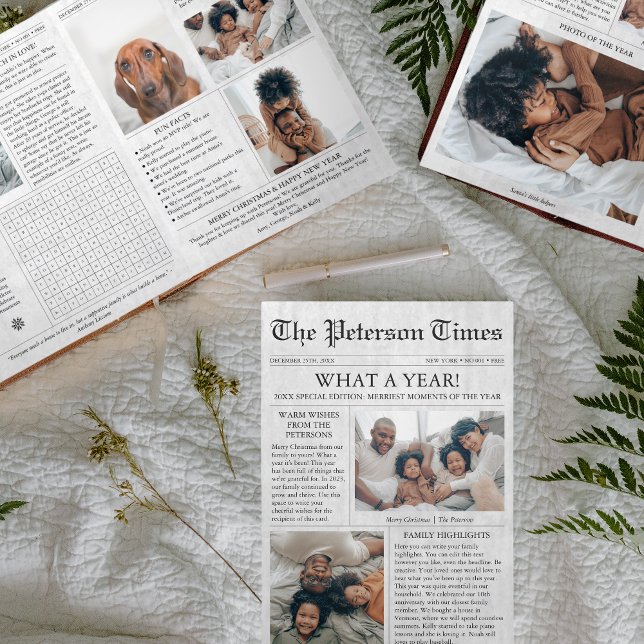 Tarjeta Festiva Tríptica Navidades únicos de periódico qué año de fotos mul (Newspaper Christmas Card)
