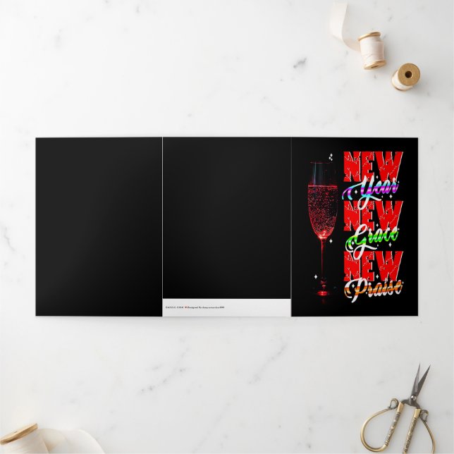 Tarjeta Festiva Tríptica Nuevo elogio de Grace de Año Nuevo (Exterior)