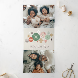 Tarjeta Festiva Tríptica Ornamentos de vacaciones y estrellas