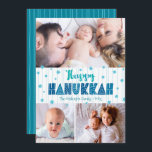 Tarjeta Festiva Turquoise 3 Fotografía Happy Hanukkah Moderno Typo<br><div class="desc">"Feliz Hanukkah". Tipografía divertida, juguetona, caprichosa, hecha a mano, junto con un patrón aleatorio de la estrella de David en azul claro, todo sobre líneas dibujadas a mano azul acuático sobre un fondo blanco, junto con 3 fotos de tu elección, te ayudan a iniciar Hanukkah. Las líneas turquesa dibujadas a...</div>