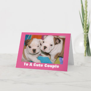 Tarjeta Festiva Un Bulldog inglés de pareja de cutáneos cachorros 