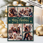 Tarjeta Festiva Verdes copos de nieve y oro 5 Navidades de Collage<br><div class="desc">Moderna y elegante caligrafía verde y dorada copos de nieve 5 Collages de fotos de la tarjeta navideña navideña de escritura navideña. POR FAVOR, TENGA EN CUENTA QUE ESTAS TARJETAS DE TAMAÑO DE 6, 5" X 8, 75" SON MÁS GRANDES QUE LA MEDIA, DEBIDO AL MAYOR TAMAÑO DE LA TARJETA,...</div>