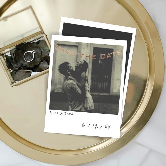 Tarjeta Festiva Vintage Instant Photo Save the Date Card (Subido por el creador)