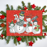 Tarjeta Festiva Vintage Merry Snowman Personalizado Navidades<br><div class="desc">Se propaga la alegría de las vacaciones con esta vintage tarjeta navideña que presenta una linda familia de nieve adornada con ropa de invierno y regalos para llevar. Personalice personalizando el mensaje en la parte posterior y/o agregando su(s) nombre(s) o deje los cuadros de texto en blanco si prefiere agregar...</div>
